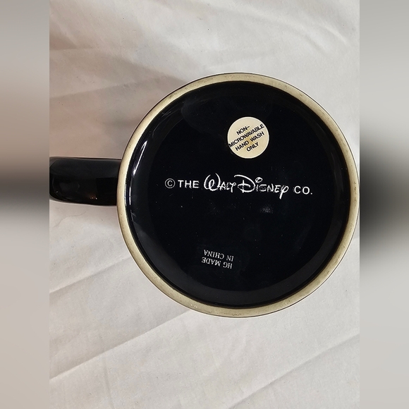 The Walt Disney Studios Black Coffee Mug Gold Trim Pewter Mickey Mouse 3D Emblem - Picture 7 of 8